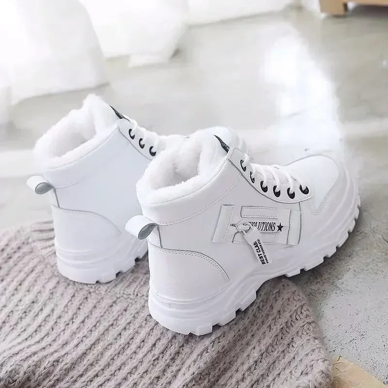 Bota de Inverno Feminina Impermeável Evolution™ em Couro - Inverno 2024