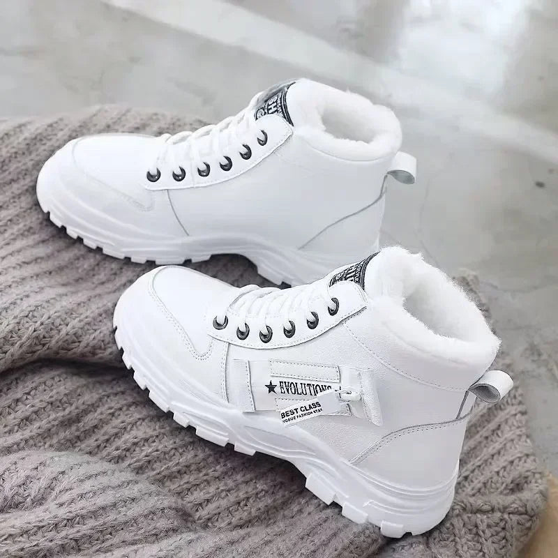 Bota de Inverno Feminina Impermeável Evolution™ em Couro - Inverno 2024